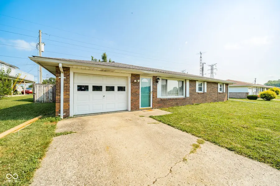 512 E County Road 300 S, New Castle, IN 47362 - #3
