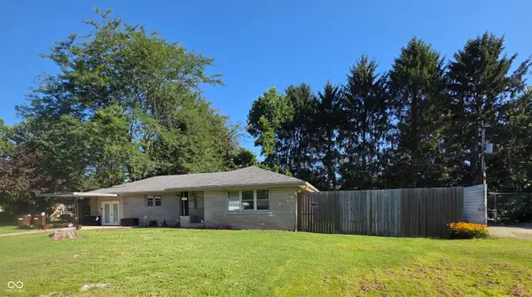 710 E North Street, Westport, IN 47283
