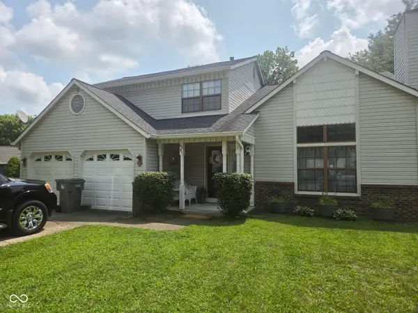 6391 Crimson Circle East Drive, Indianapolis, IN 46227
