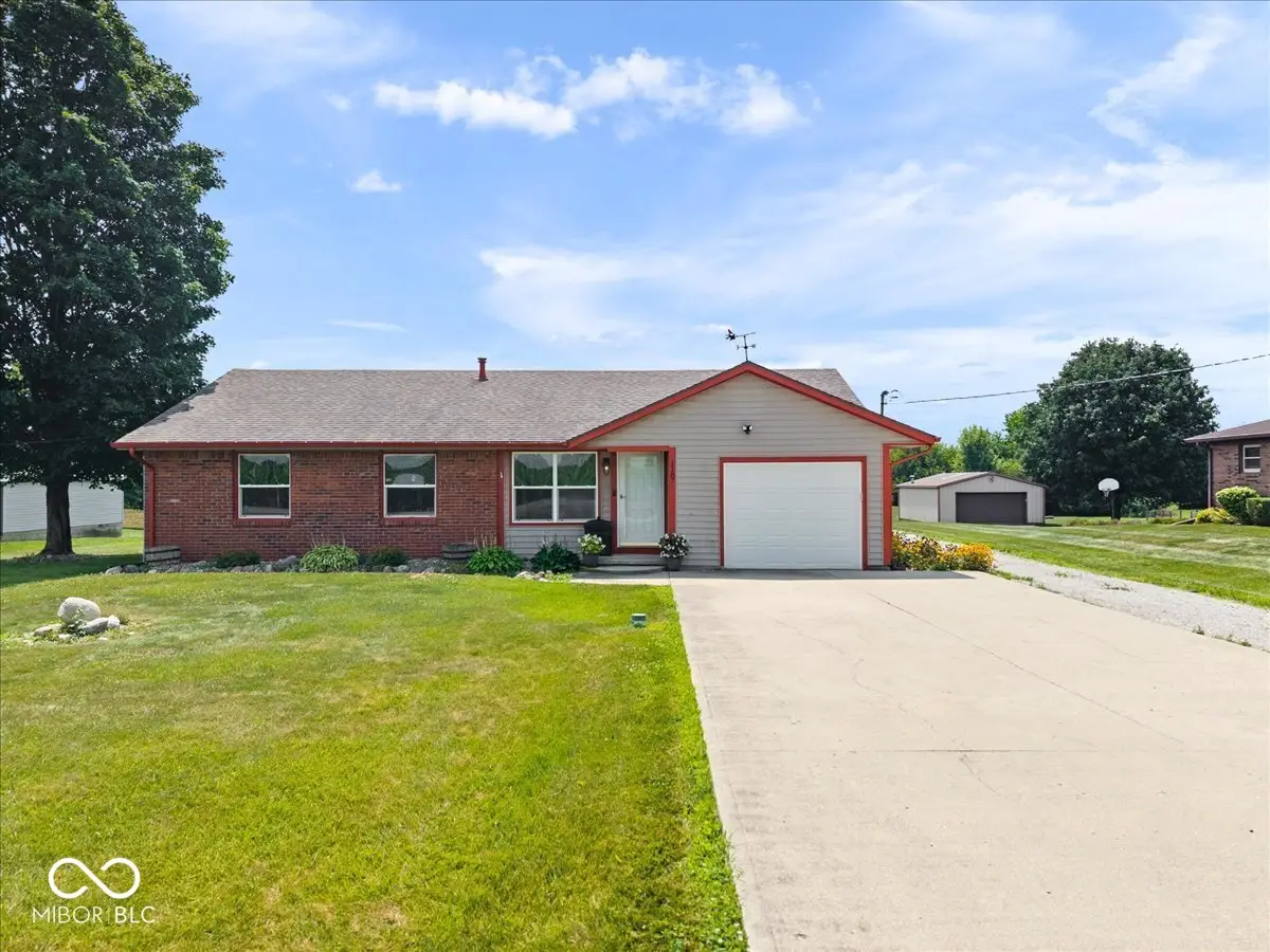 1187 E New Road, Greenfield, IN 46140 - #1