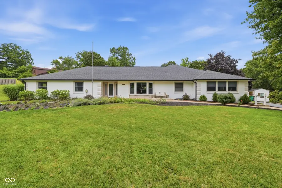 651 Spring Hills Drive, Zionsville, IN 46077 - #2