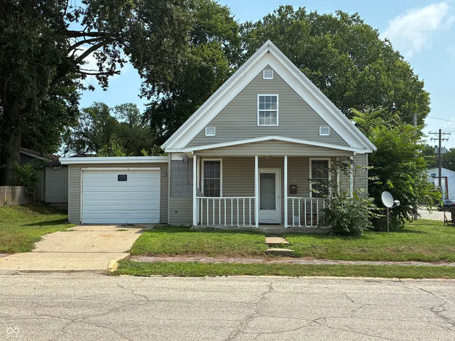 135 S Wabash, Peru, IN 46970 - #2