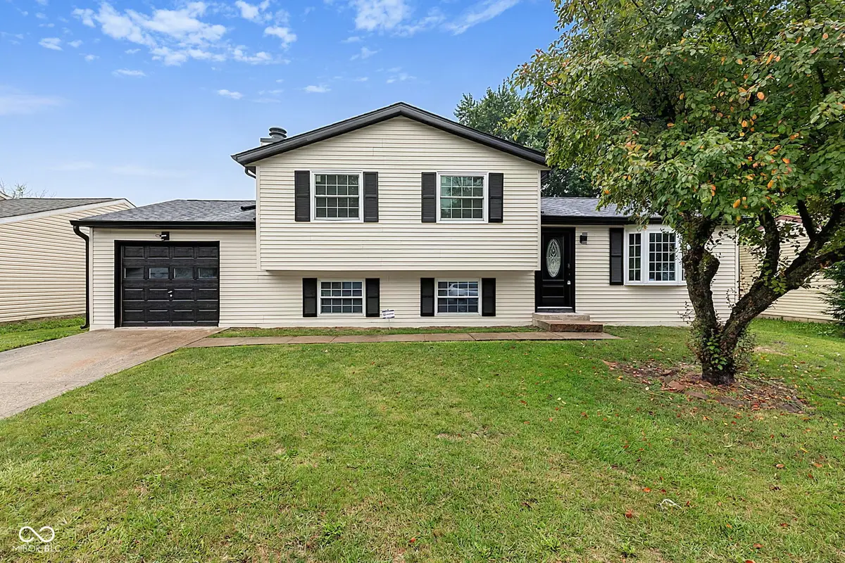 921 Waring Drive E, Indianapolis, IN 46229 - #1