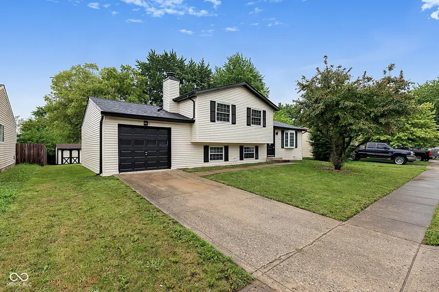 921 Waring Drive E, Indianapolis, IN 46229 - #3