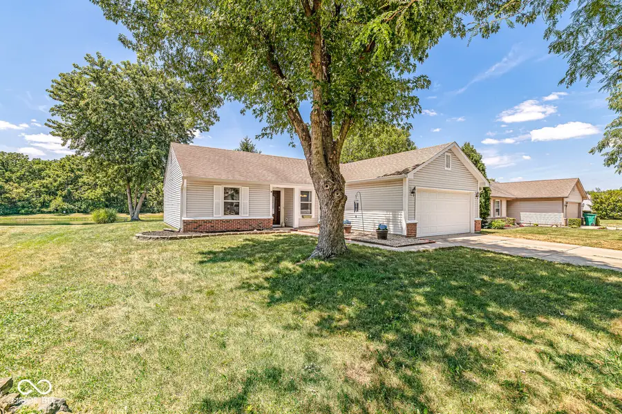 814 Millbrook Drive, Avon, IN 46123 - #2