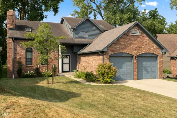 3167 Buckmoor Court, Greenwood, IN 46143