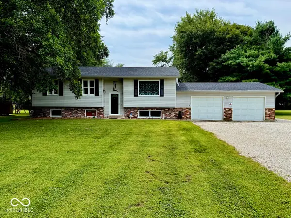 1564 W Sitting Bull Drive, Terre Haute, IN 47802