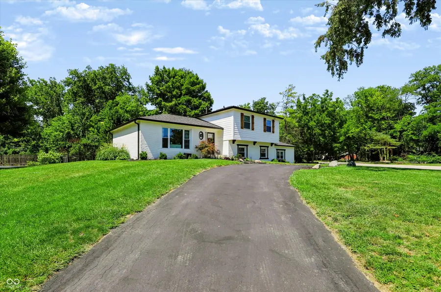 11024 W Lakeshore Drive, Carmel, IN 46033 - #2
