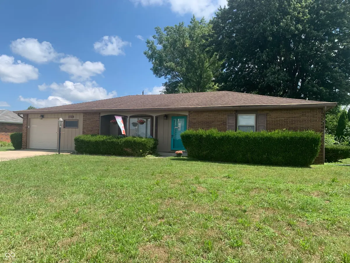 3311 Taylor Road, Columbus, IN 47203 - #1