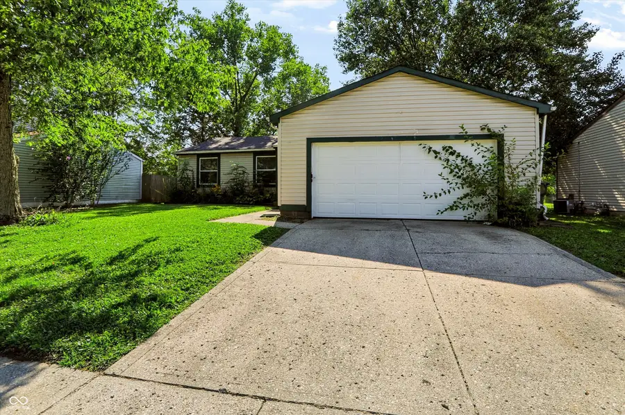 916 Waring Drive E, Indianapolis, IN 46229 - #3