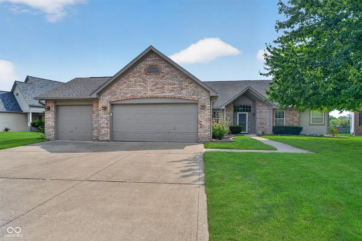 315 Cobblesprings Court, Avon, IN 46123 - #1