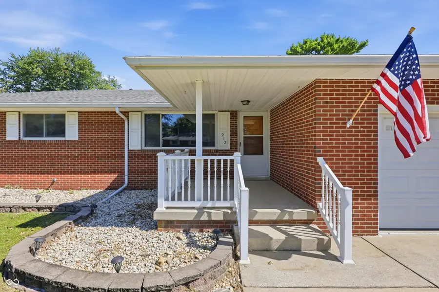 912 W 10th Street, Greensburg, IN 47240 - #3