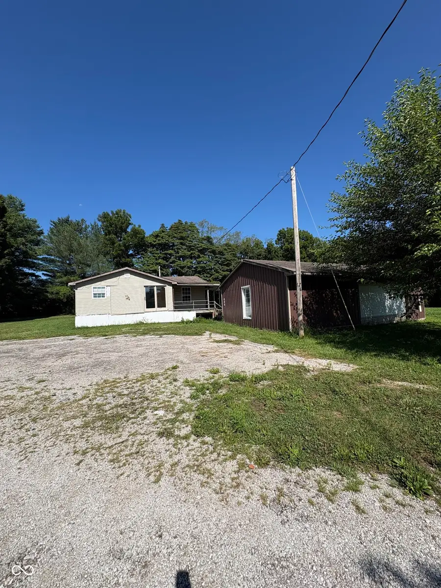 887 E State Road 42 E, Cloverdale, IN 46120 - #3
