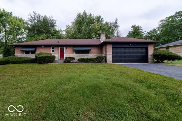 4425 Chatham Place, Indianapolis, IN 46226