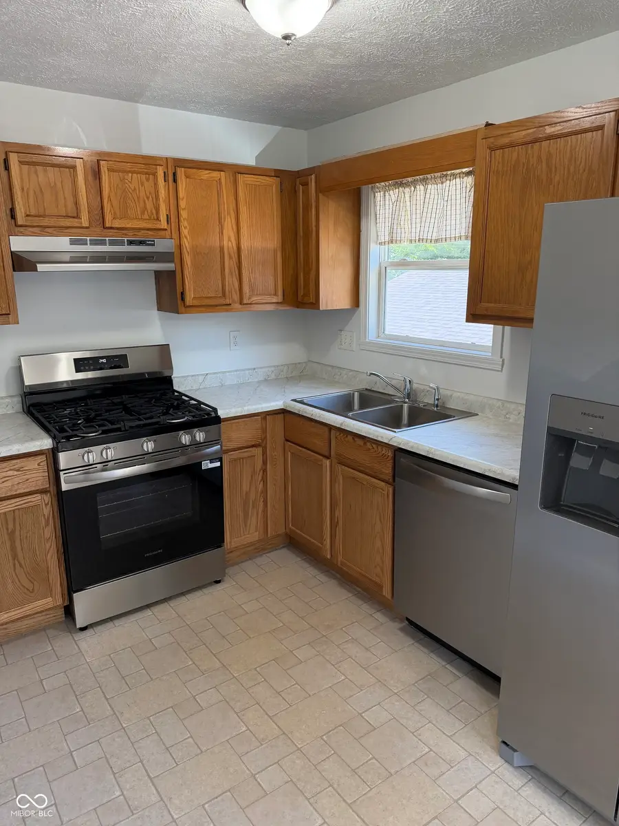 2413 N Buckles Street, Muncie, IN 47303 - #3