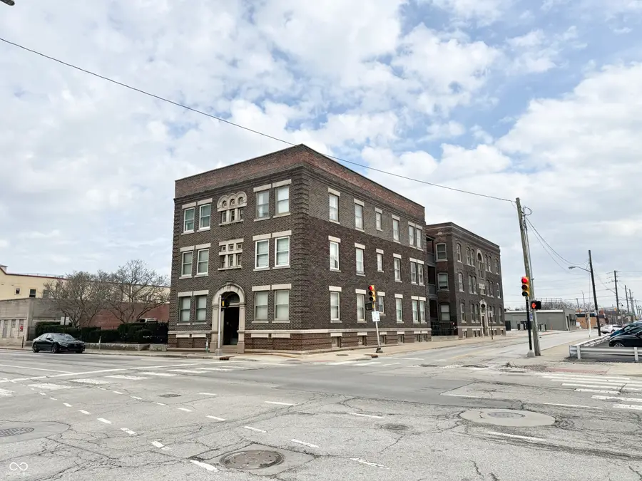801 N Pennsylvania Street #A-B, Indianapolis, IN 46204 - #3