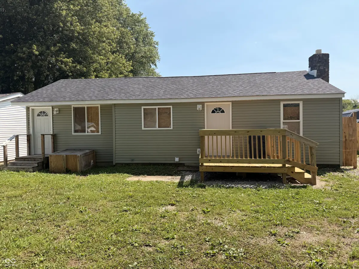 621 Della Road, Columbus, IN 47203 - #1
