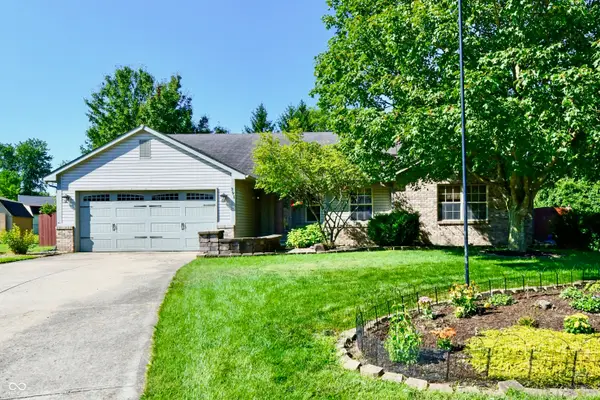 391 Longfellow Court, Greenfield, IN 46140