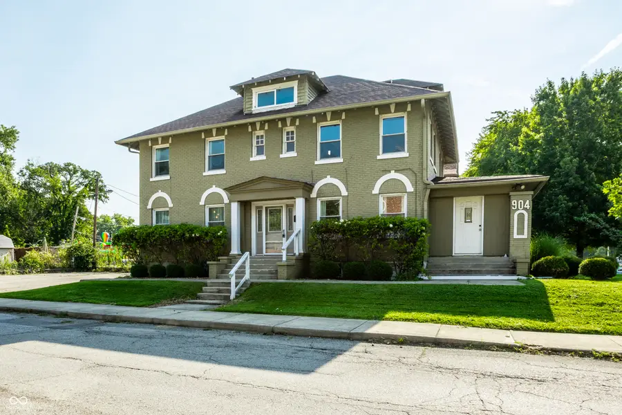 904 E 38th Street, Indianapolis, IN 46205 - #2