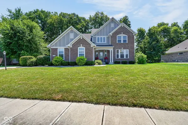 3927 Harrison Crossing Lane, Greenwood, IN 46142