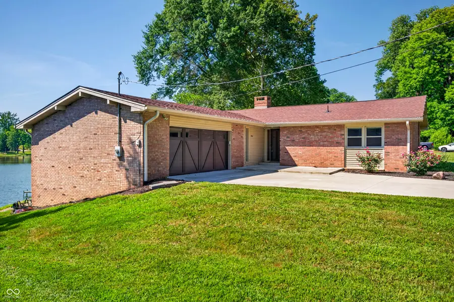 3783 W North Wood Lake Drive, Columbus, IN 47201 - #2