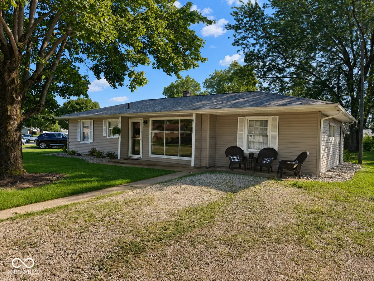 663 Van Avenue, Shelbyville, IN 46176 - #1