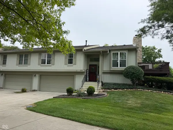 2726 Lakeshire Lane, Indianapolis, IN 46268