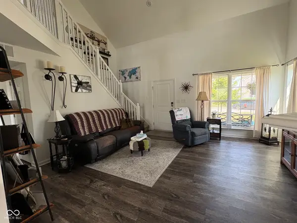 5335 Maywood Drive, Whitestown, IN 46075