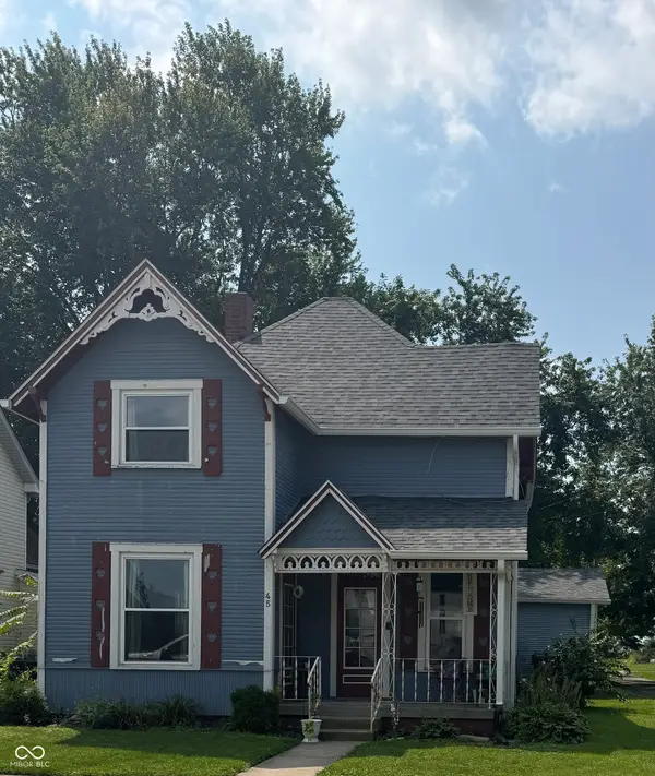 45 Meadow Drive, New Palestine, IN 46163