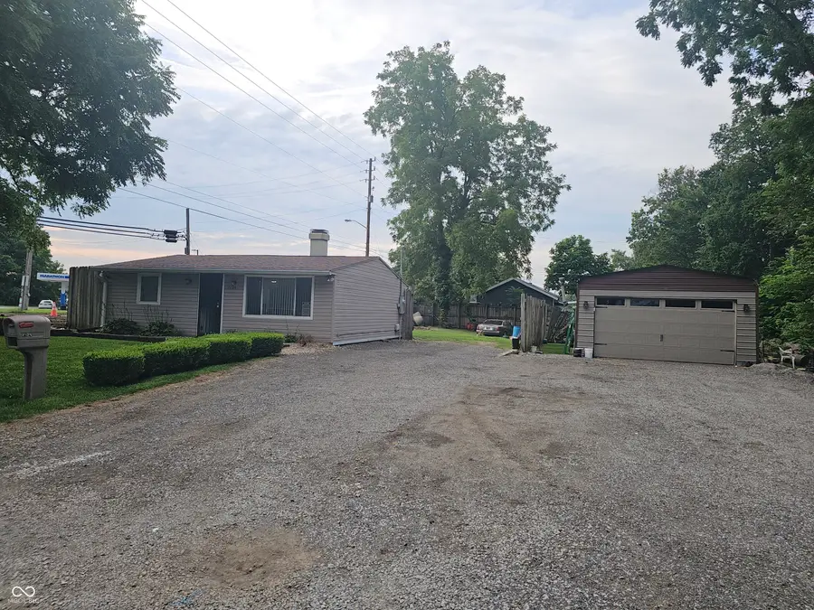 2424 W 17th Street, Anderson, IN 46016 - #3