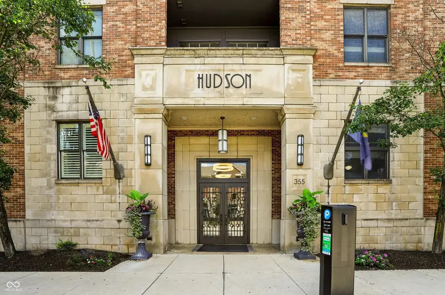 355 E Ohio Street #213, Indianapolis, IN 46204 - #2