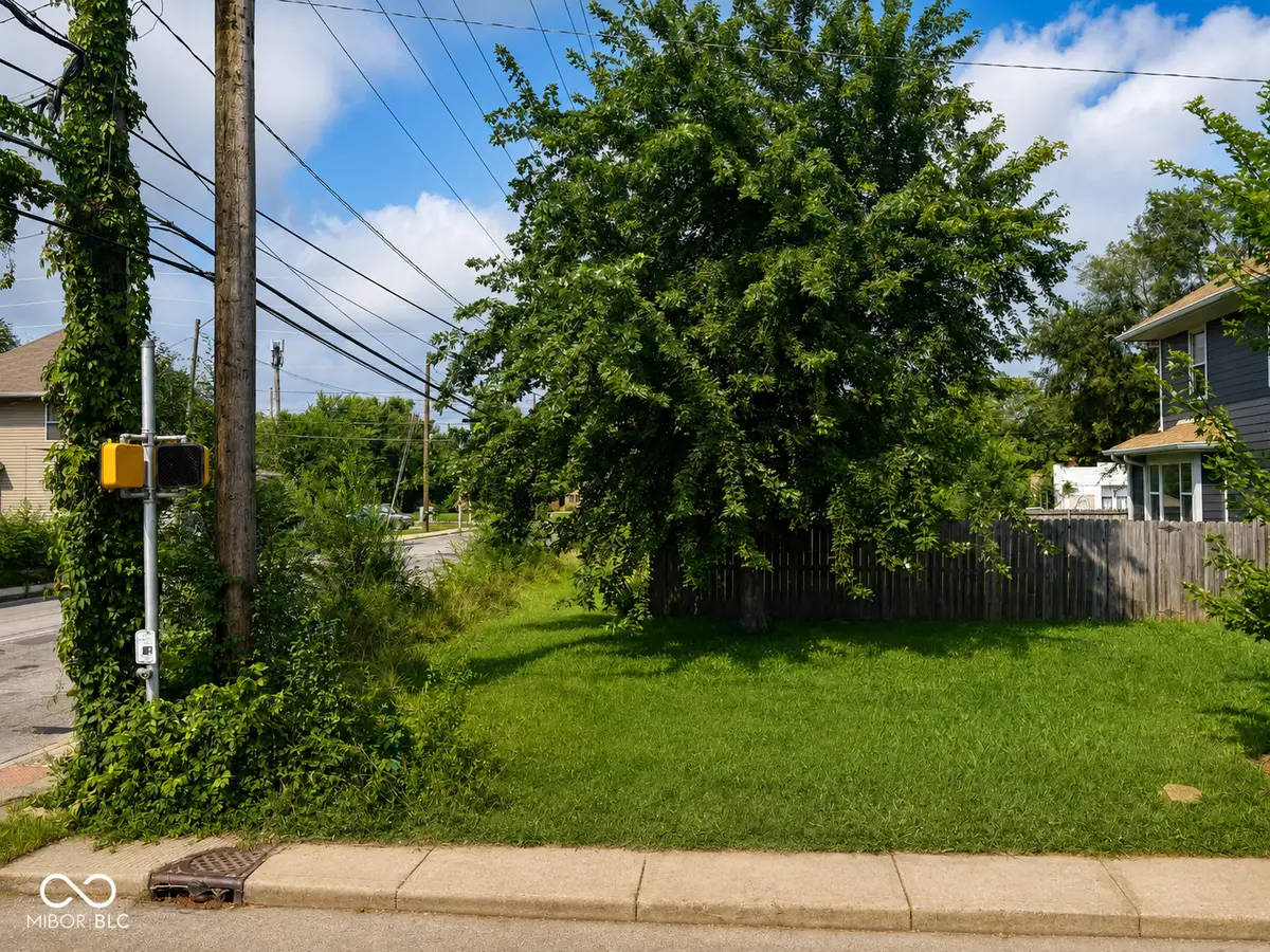 520 E 30th Street, Indianapolis, IN 46205 - #1