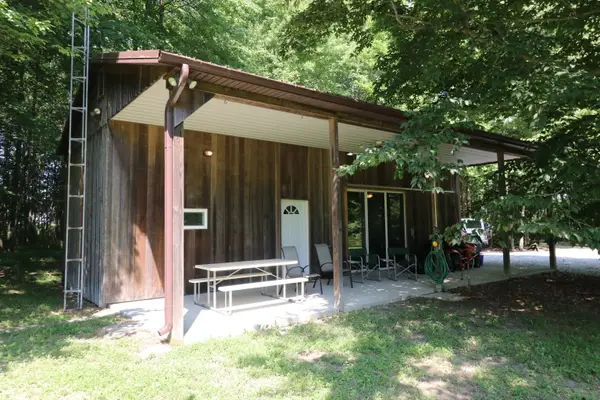 2615 W County Rd 1150 W, Batesville, IN 47006