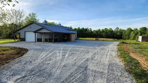 11213 Yellow Bank, Laurel, IN 47024