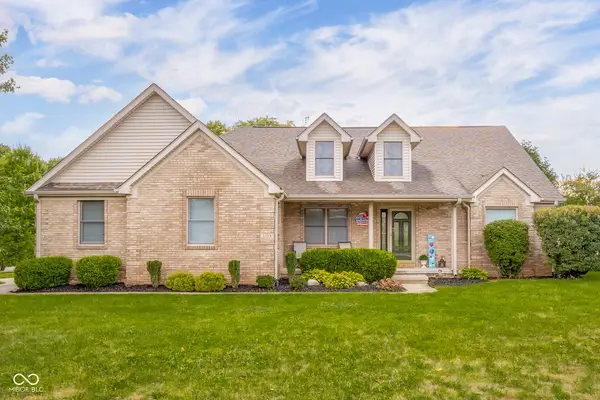 3368 Berkshire Place, Columbus, IN 47203
