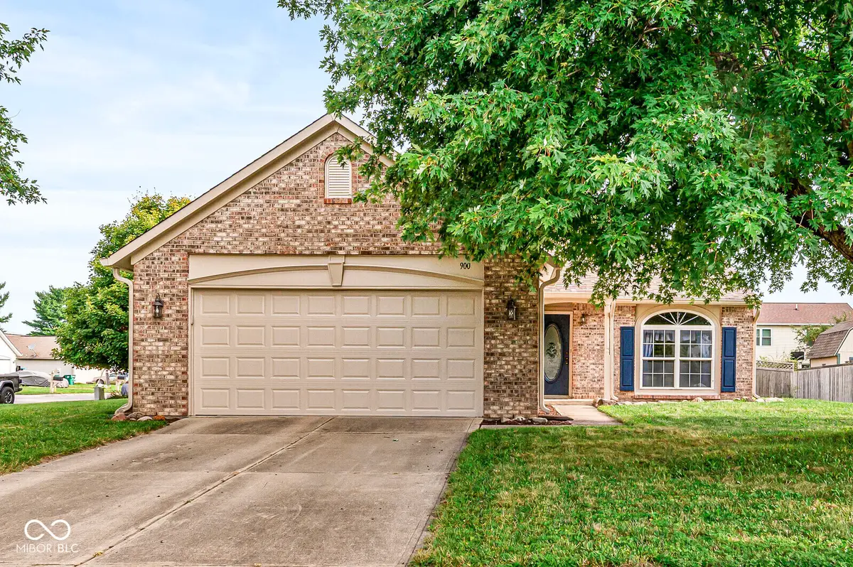900 Elmwood Drive, Franklin, IN 46131 - #1