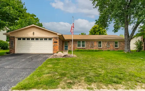 620 Colbarn Drive, Fishers, IN 46038