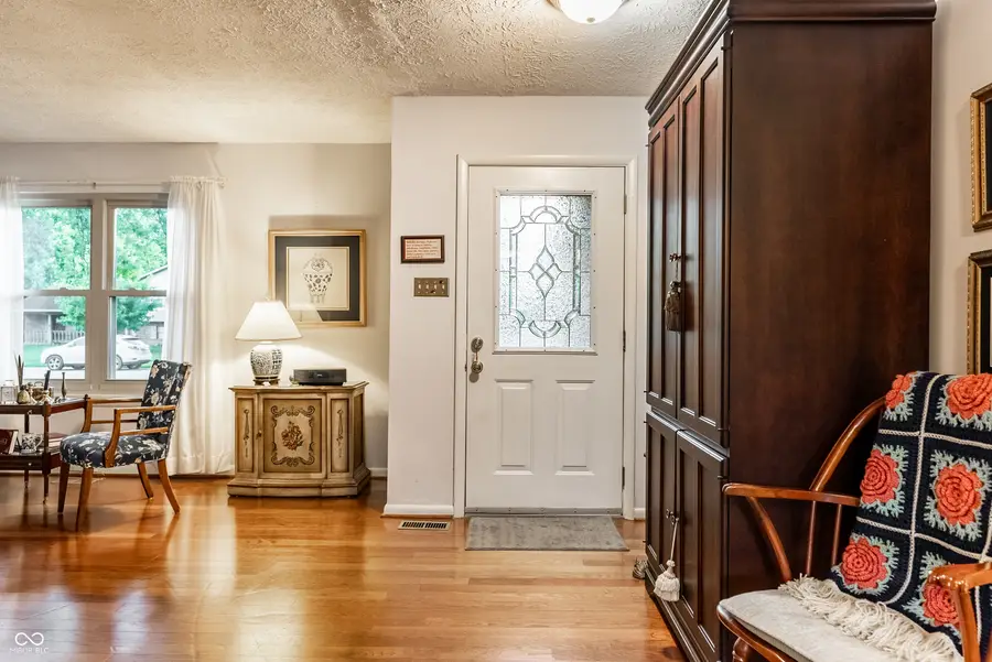 620 Colbarn Drive, Fishers, IN 46038 - #3