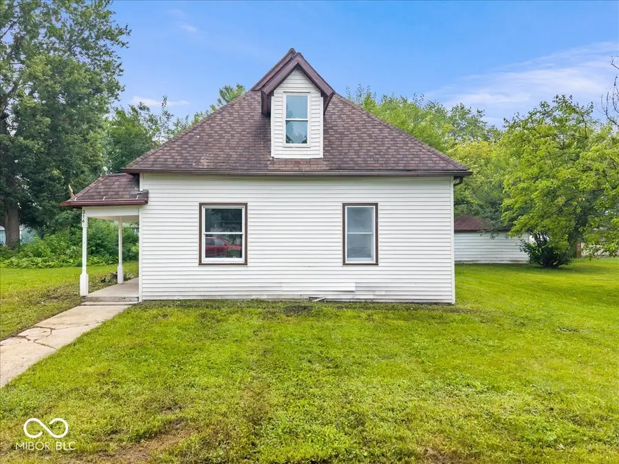 314 Craven Street, Sweetser, IN 46987 - #2