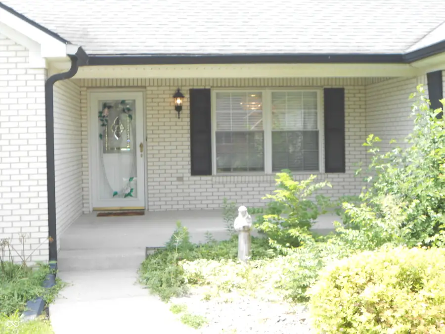 4140 S Danita Court S, New Palestine, IN 46163 - #2