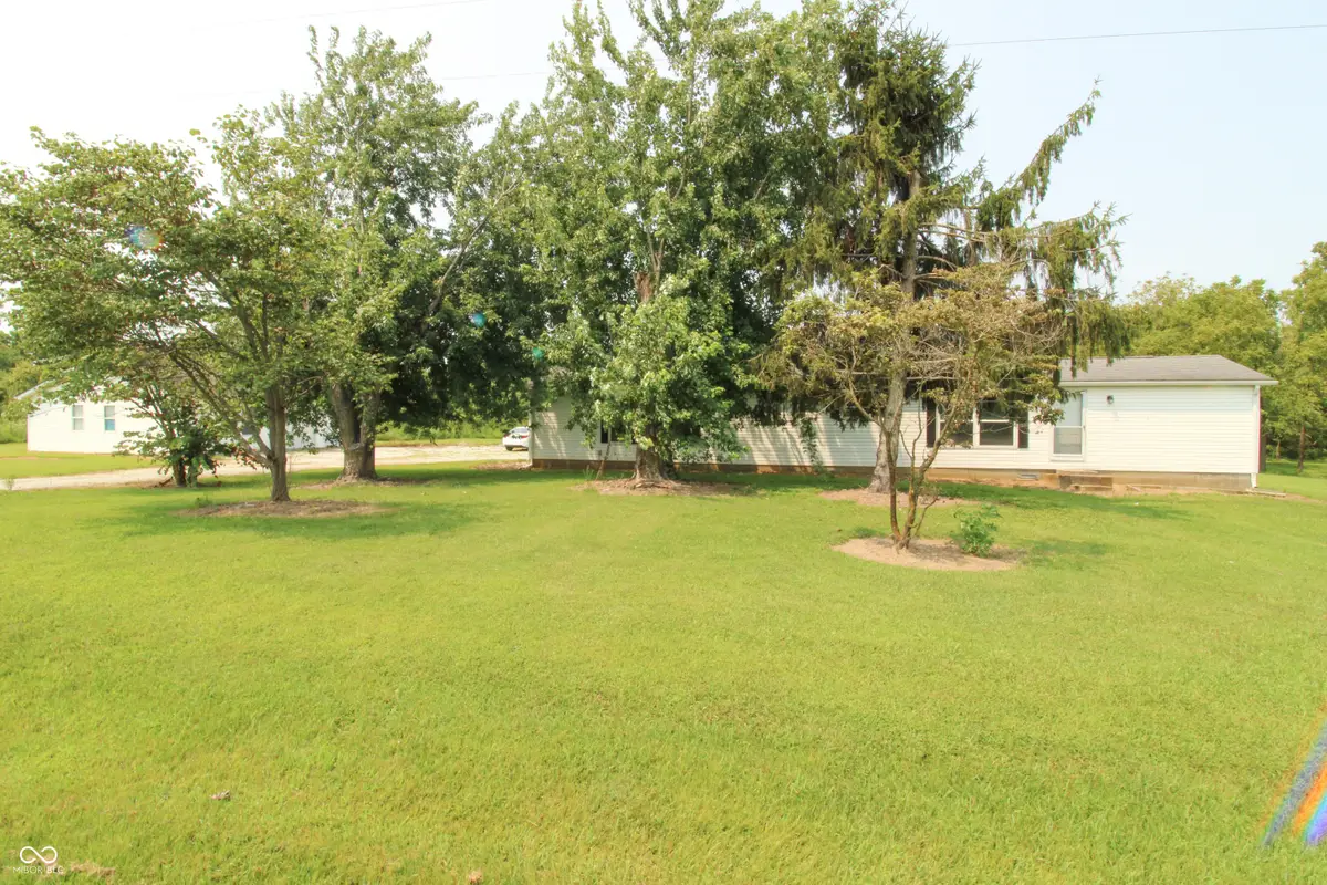 1860 E Us Highway 50, North Vernon, IN 47265 - #1