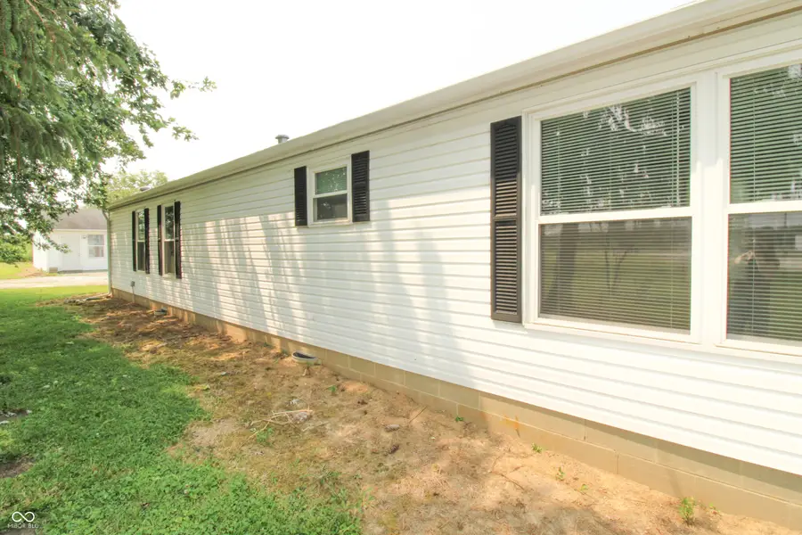 1860 E Us Highway 50, North Vernon, IN 47265 - #3
