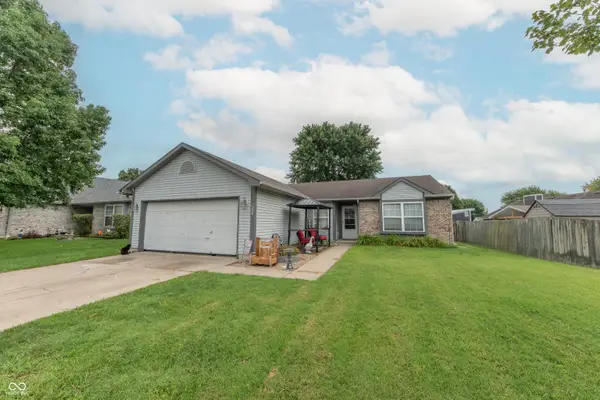 8027 N Burbrink Drive, Columbus, IN 47201