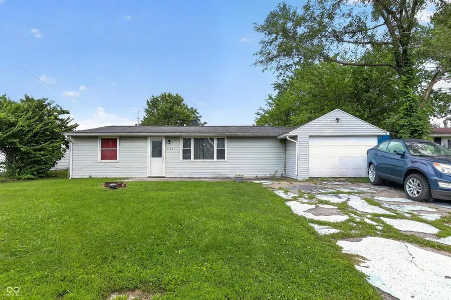 2808 N Westwood Road, Muncie, IN 47303 - #2