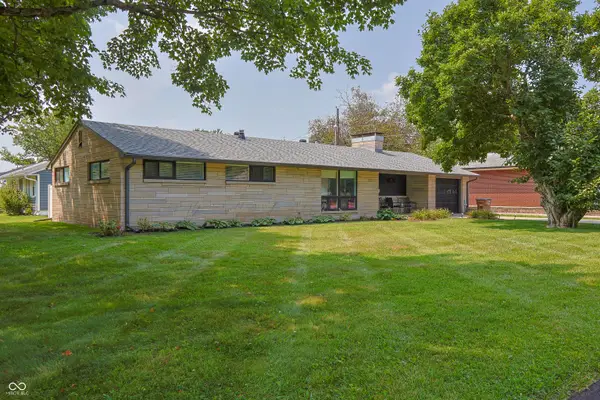 2594 Franklin Street, Columbus, IN 47201