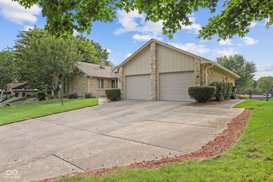 553 Ridge Road, Greenwood, IN 46142 - #3