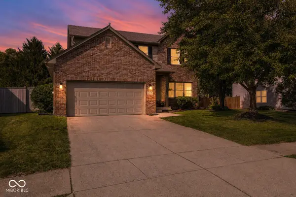 12526 Geist Cove Drive, Indianapolis, IN 46236