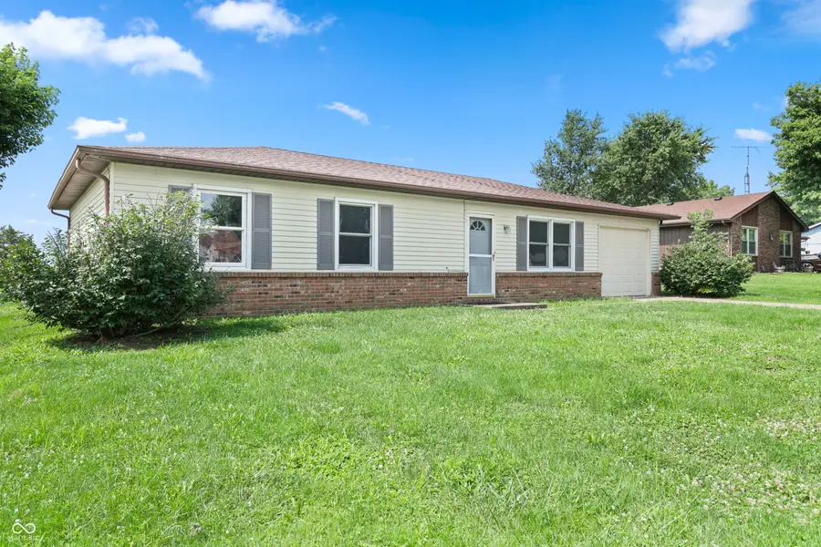 8824 N Miami Ridge Road N, Columbus, IN 47201 - #2