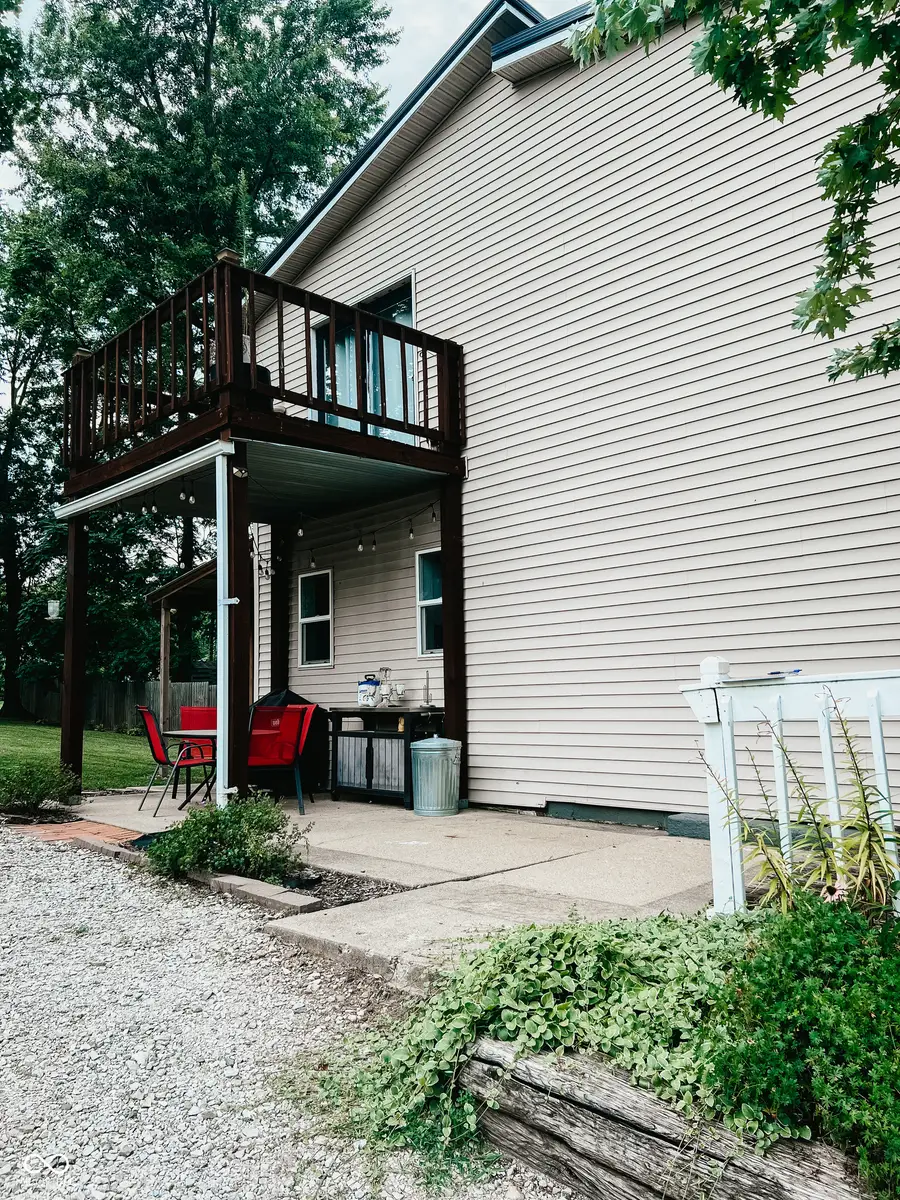 311 S 3rd Street, Cayuga, IN 47928 - #2