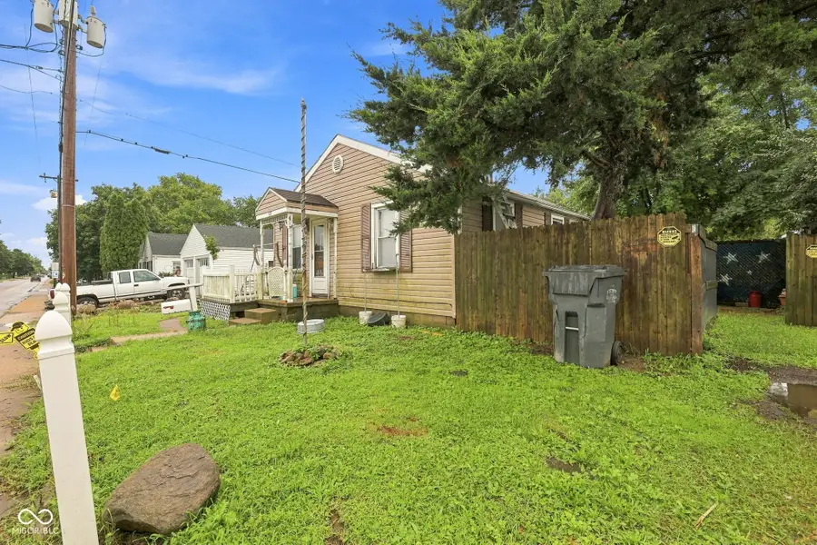 515 W 29th Street, Anderson, IN 46016 - #3